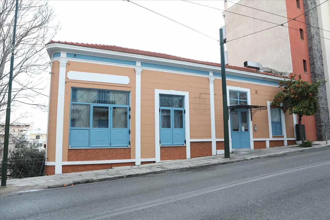 εμπορικό ακίνητο προς πώληση 374 τ.μ Κέντρο - Λιμάνι Πειραιάς