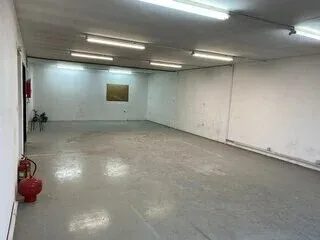 320