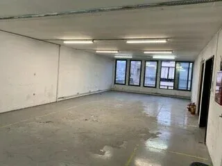 320