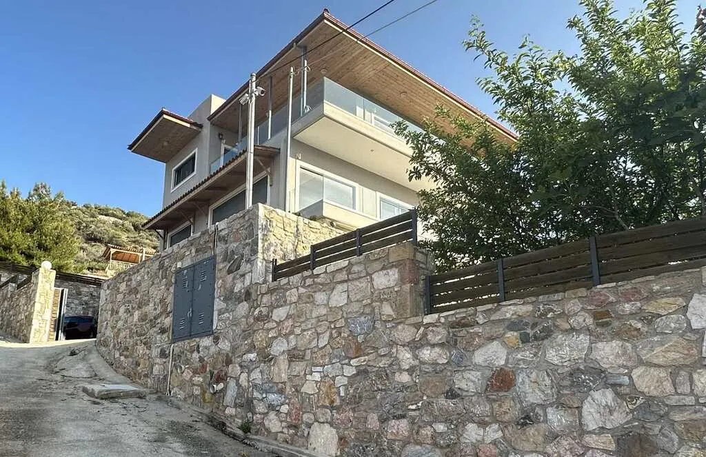 μονοκατοικία προς πώληση 428 τ.μ Καλύβια Θορικού Υπόλοιπη Αττικής
