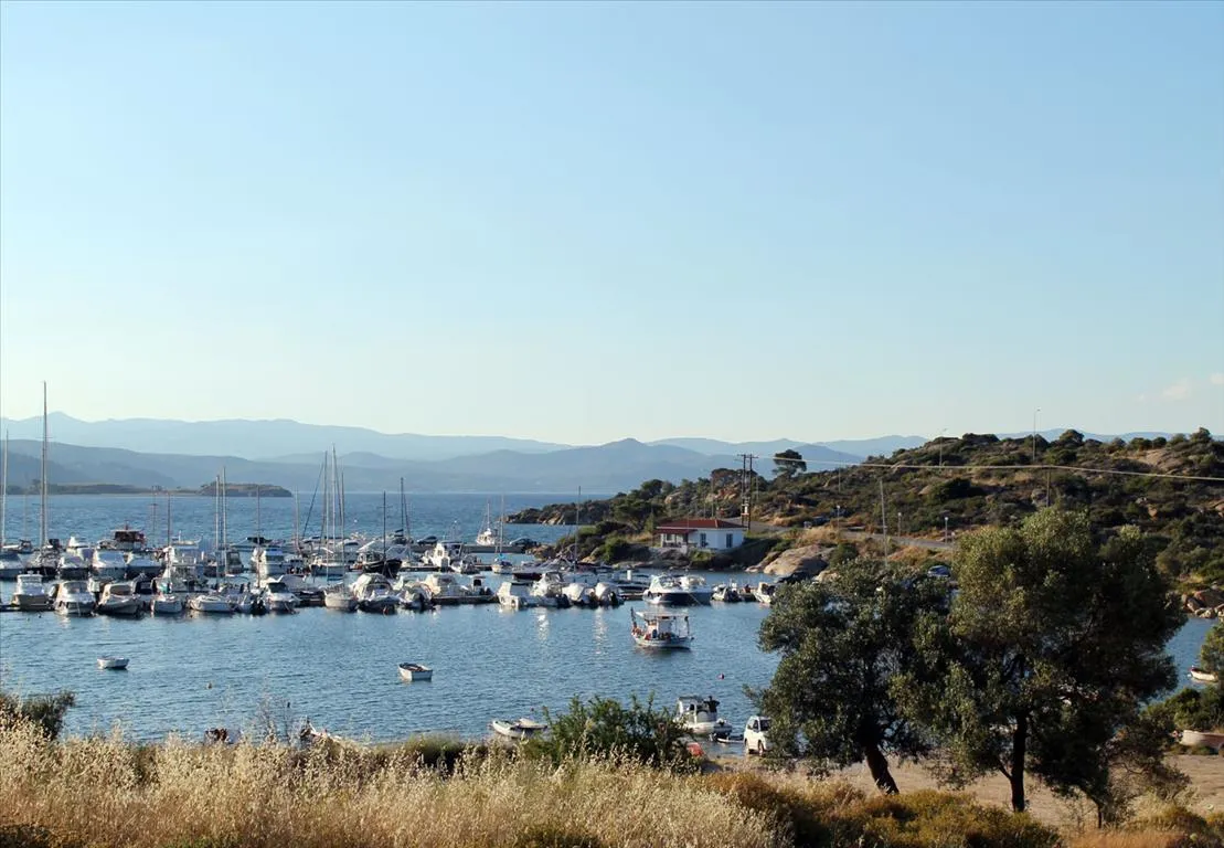 οικόπεδο προς πώληση 3391 τ.μ Σιθωνία Χαλκιδική