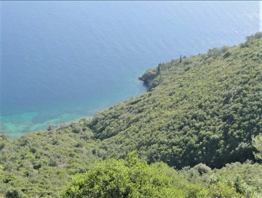 οικόπεδο προς πώληση 22182 τ.μ Λευκάδα Νομός Λευκάδας