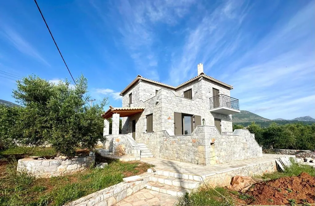 μονοκατοικία προς πώληση 139 τ.μ Λεύκτρο Μεσσηνία
