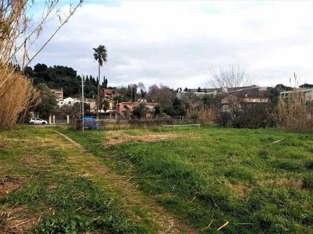 οικόπεδο προς πώληση 4400 τ.μ Κέρκυρα Νομός Κέρκυρας
