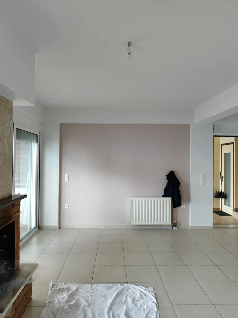 768