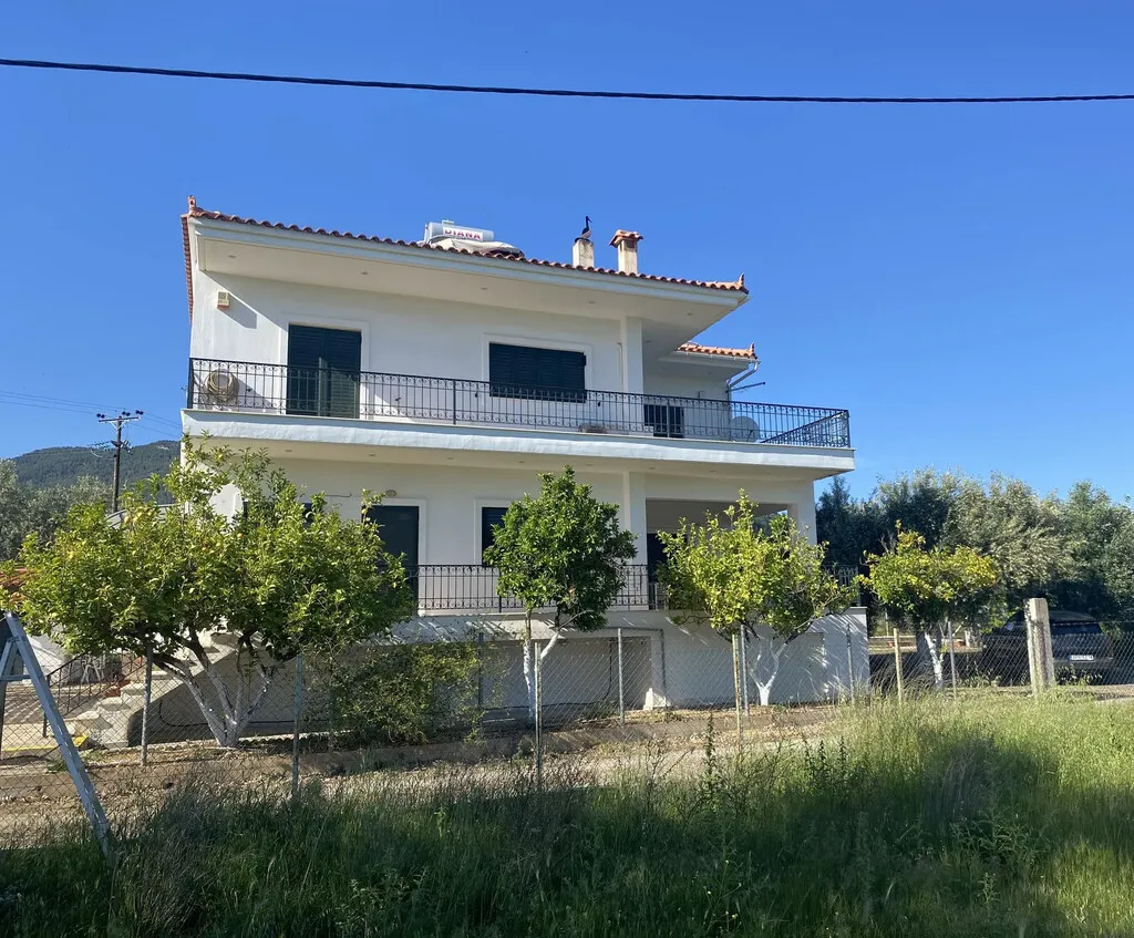μονοκατοικία προς πώληση 150 τ.μ Μεσσάπια Εύβοια