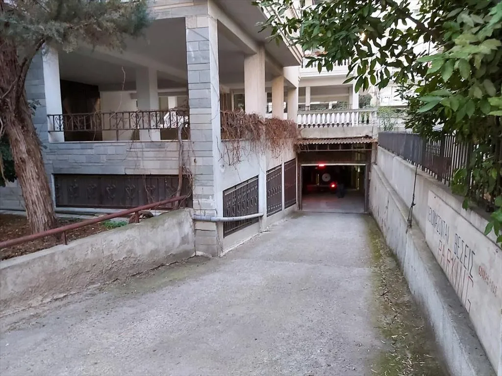 εμπορικό ακίνητο προς πώληση 1080 τ.μ Καλαμαριά Προάστια Θεσσαλονίκης
