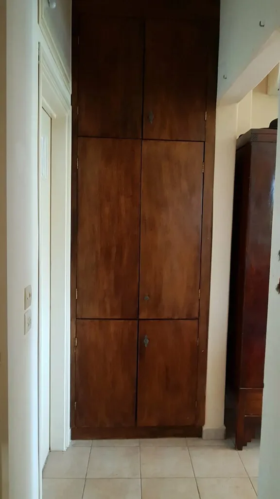576