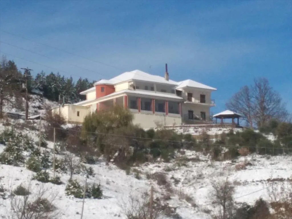 ξενοδοχείο προς πώληση 1050 τ.μ Θεόδωρος Ζιάκας Γρεβενά