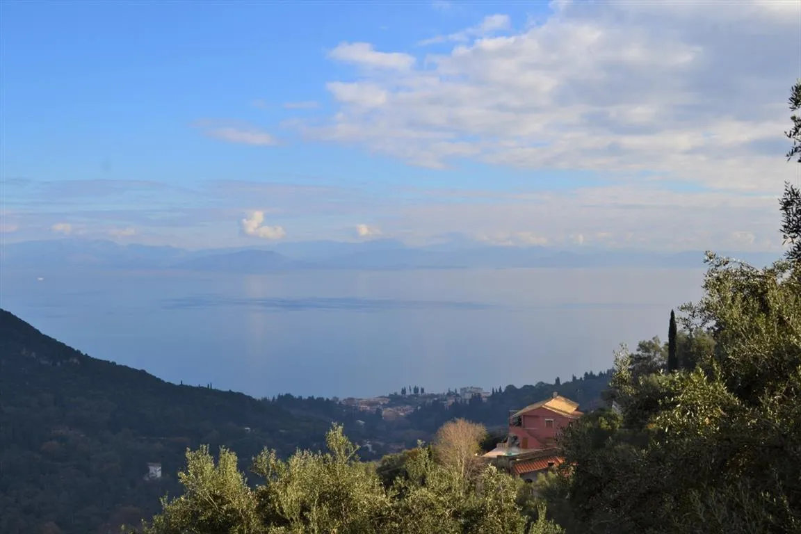 οικόπεδο προς πώληση 4420 τ.μ Κέρκυρα Νομός Κέρκυρας