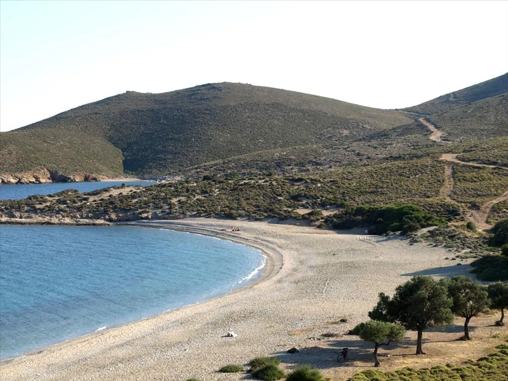 οικόπεδο προς πώληση 28000 τ.μ Κάρυστος Εύβοια