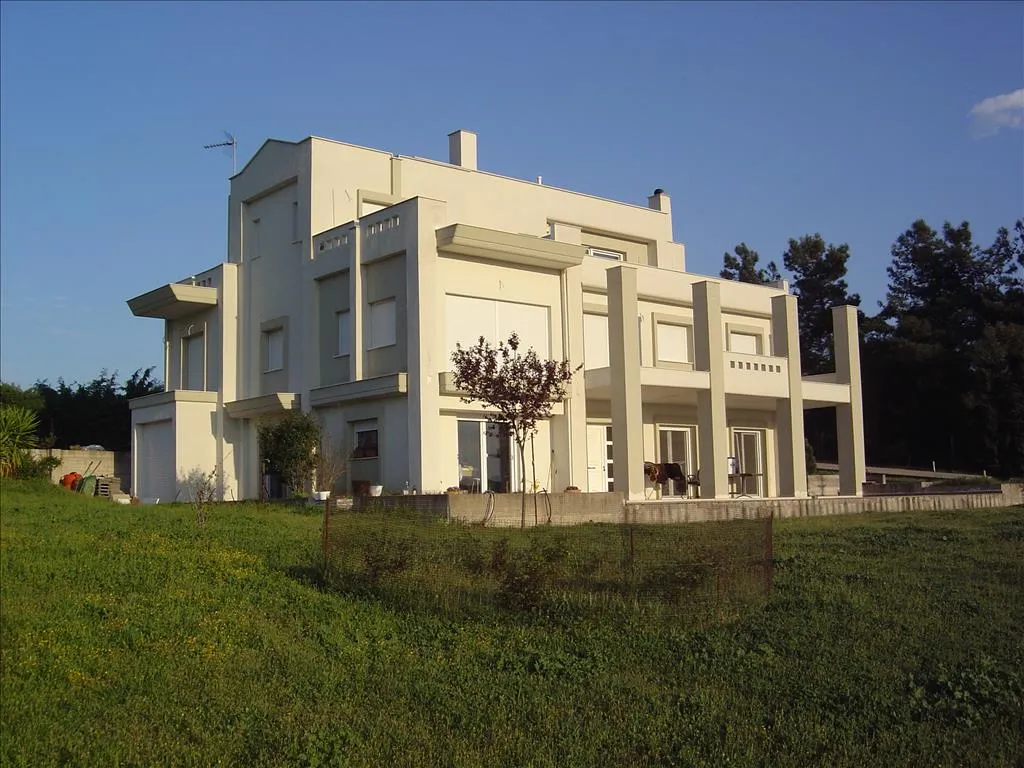 διαμέρισμα προς πώληση 223 τ.μ Μίκρα Προάστια Θεσσαλονίκης