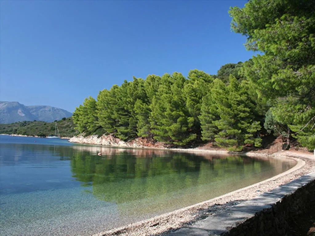 οικόπεδο προς πώληση 12000 τ.μ Ιθάκη Νομός Κεφαλληνίας
