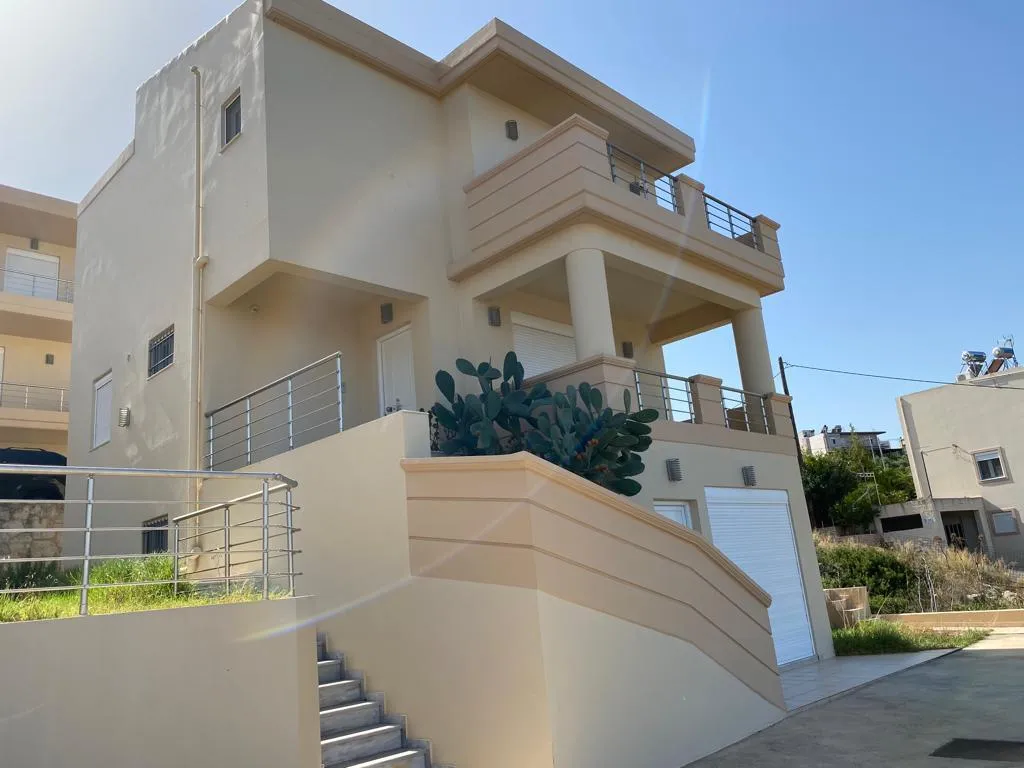 μεζονέτα προς πώληση 200 τ.μ Ακρωτήρι Νομός Χανίων