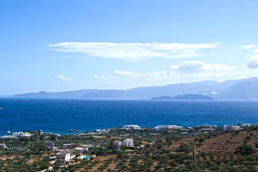οικόπεδο προς πώληση 12000 τ.μ Ελούντα Νομός Λασιθίου