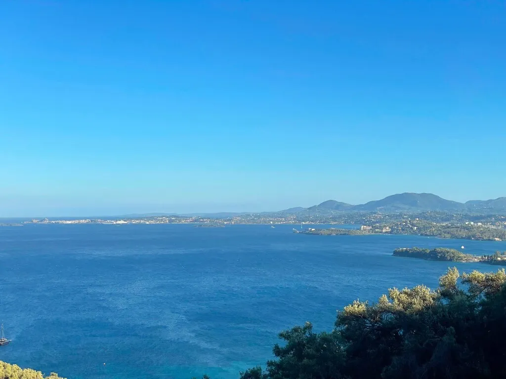 οικόπεδο προς πώληση 4982 τ.μ Κέρκυρα Νομός Κέρκυρας