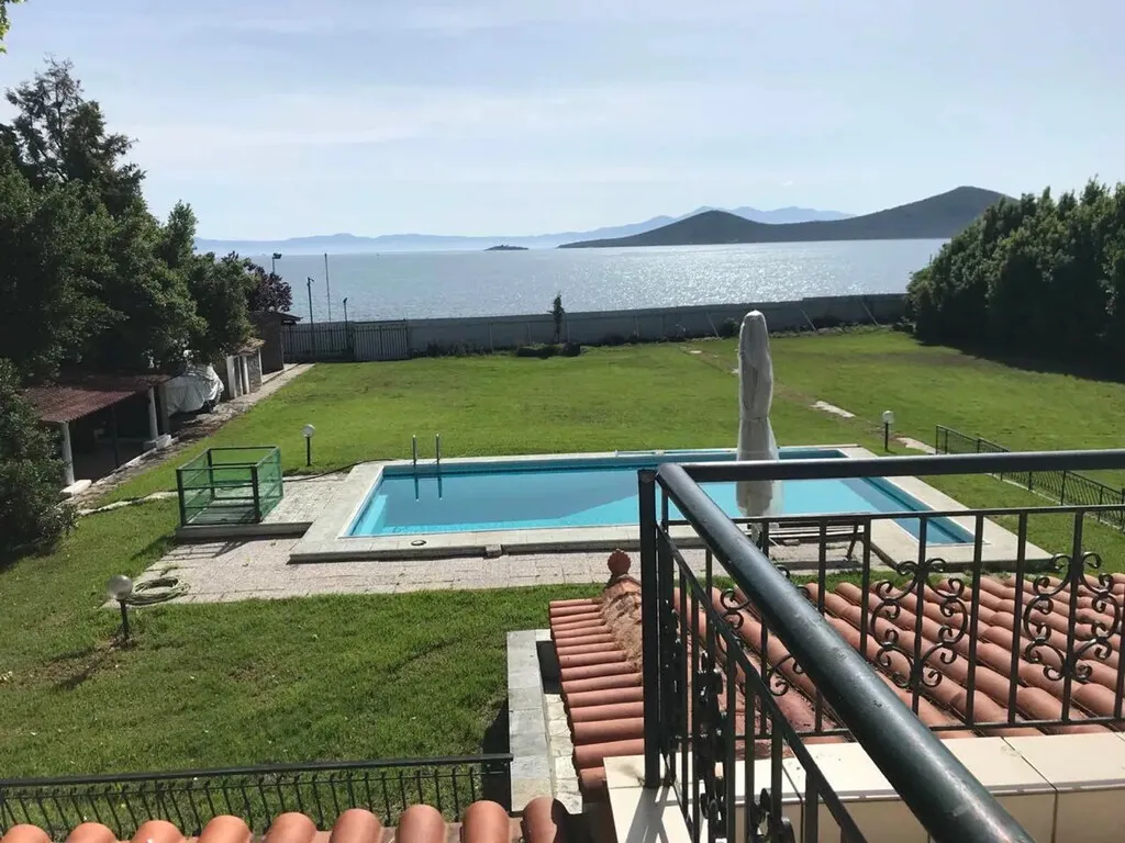 βίλα προς πώληση 525 τ.μ Δαφνούσες Φθιώτιδα