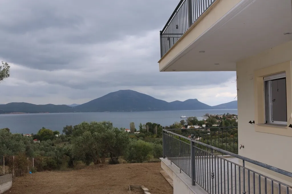 μονοκατοικία προς πώληση 400 τ.μ Αιδηψός Εύβοια