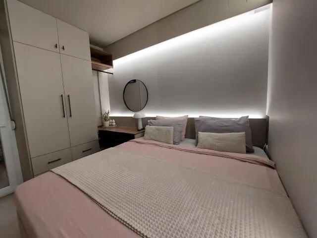 640