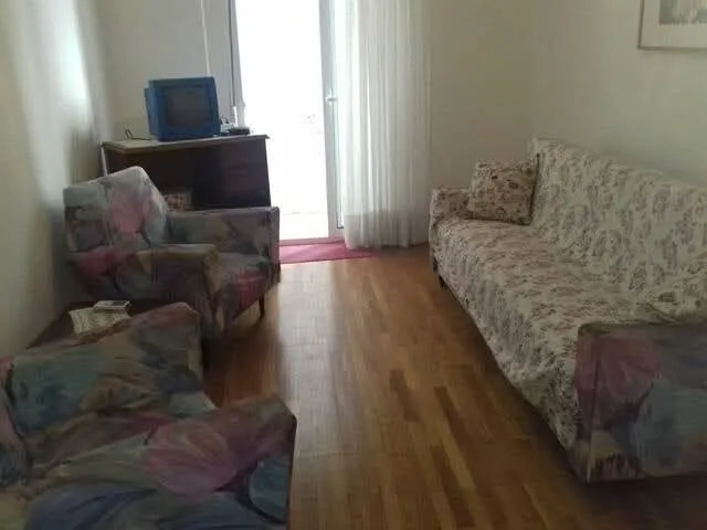 640
