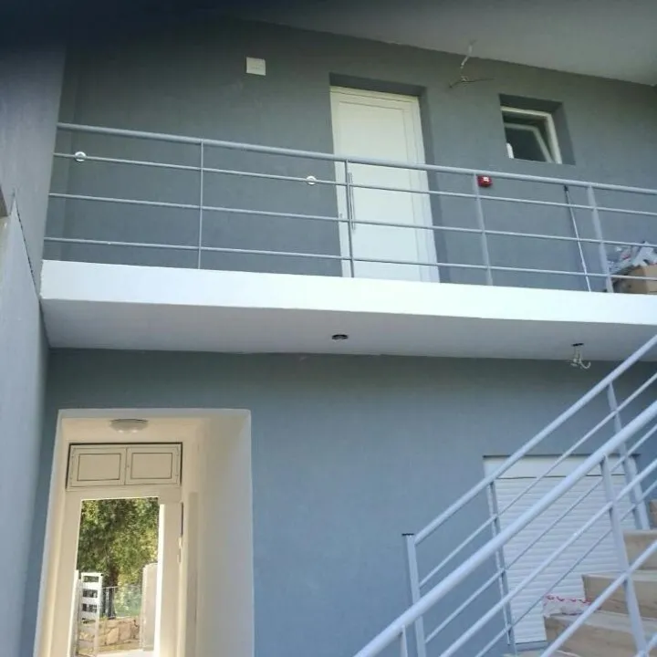 720
