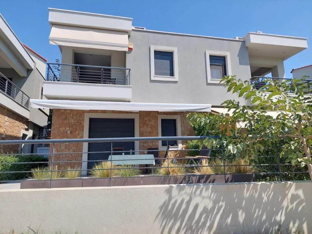 μεζονέτα προς πώληση 100 τ.μ Σιθωνία Χαλκιδική