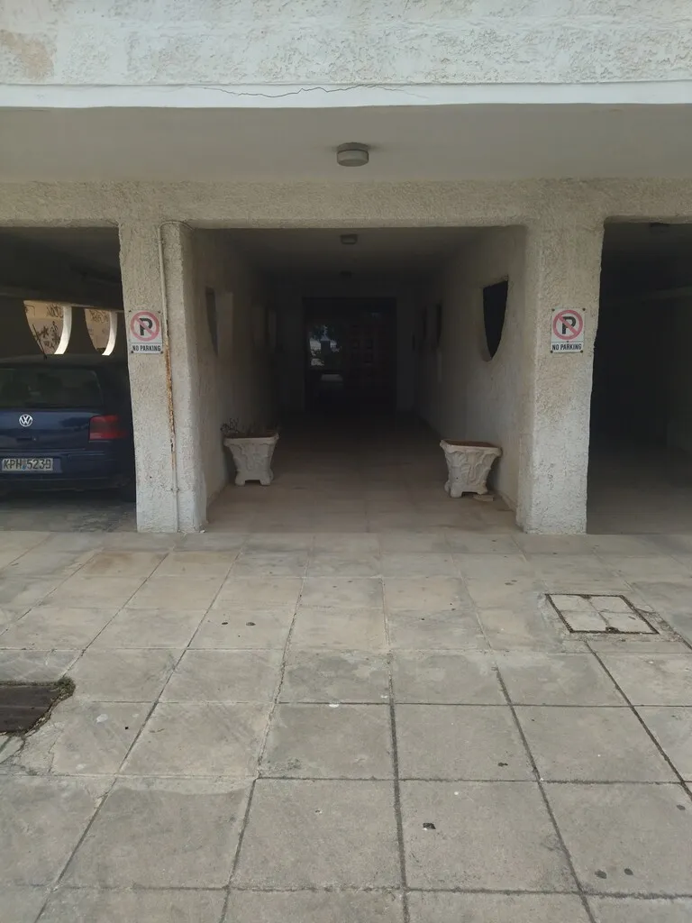 768