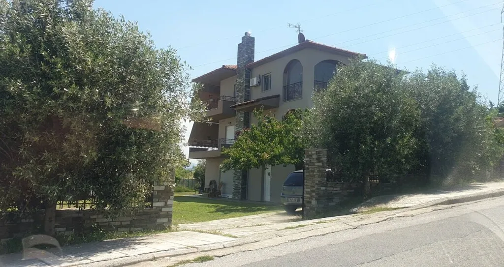 μονοκατοικία προς πώληση 230 τ.μ Βασιλικά Προάστια Θεσσαλονίκης