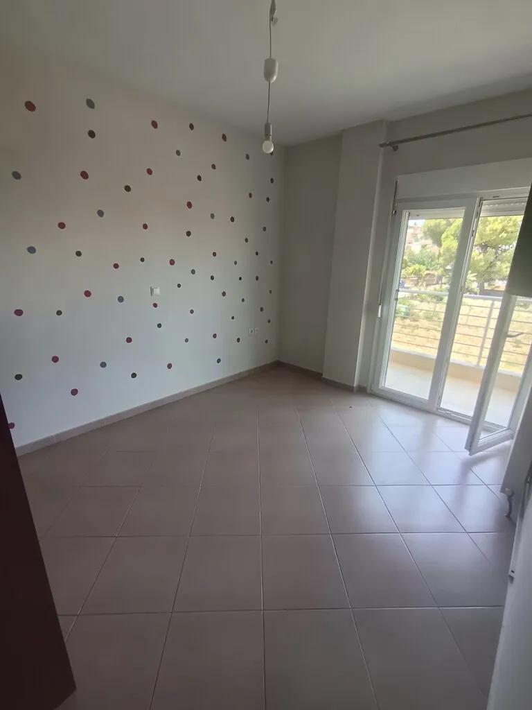 768