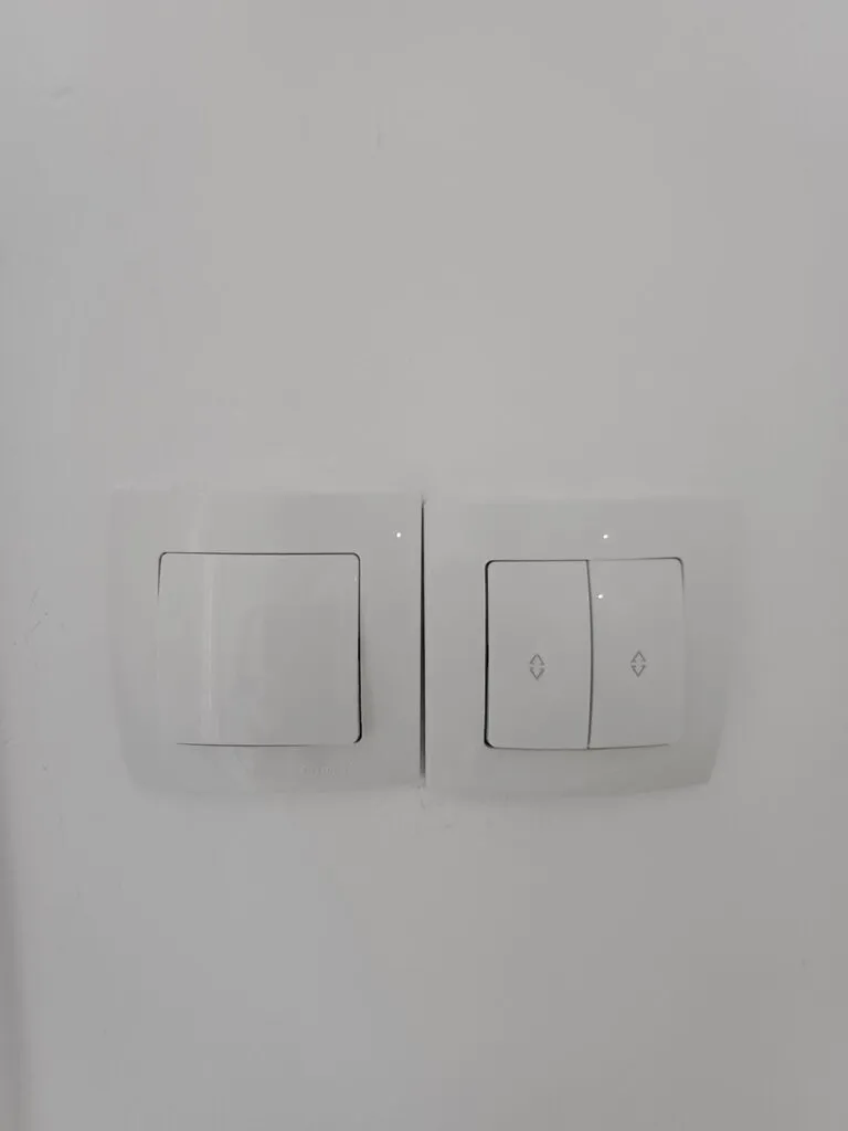 768
