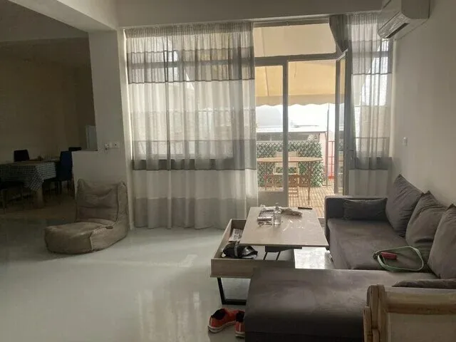 640