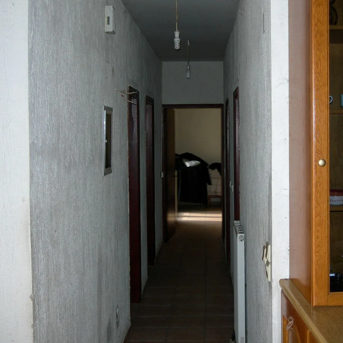 1200