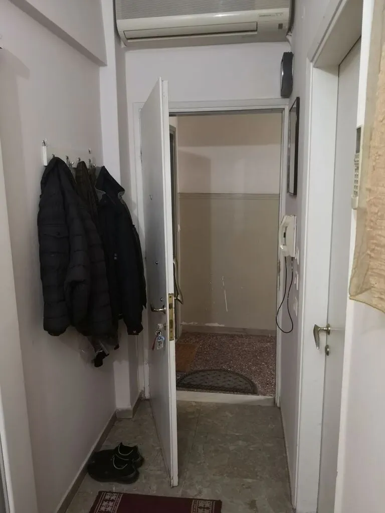 768