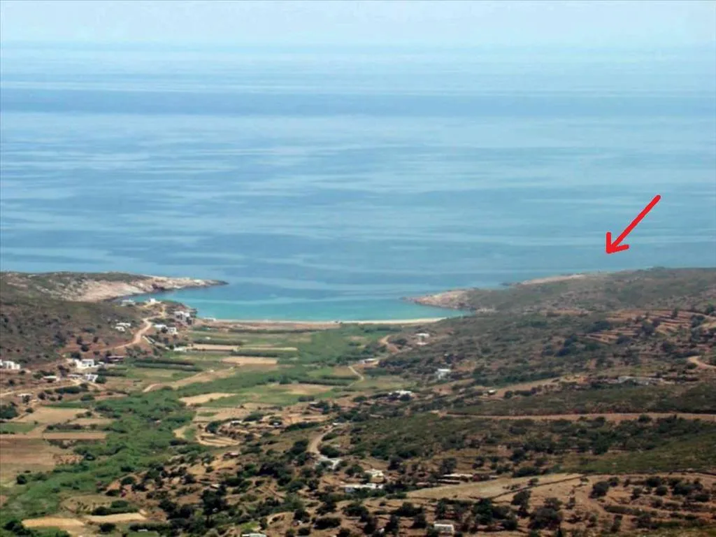 οικόπεδο προς πώληση 128000 τ.μ  Κυκλάδες