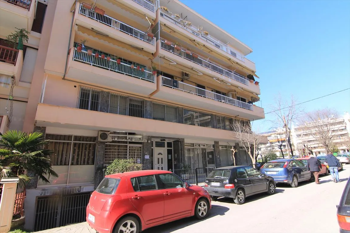 εμπορικό ακίνητο προς πώληση 702 τ.μ Πυλαία Προάστια Θεσσαλονίκης