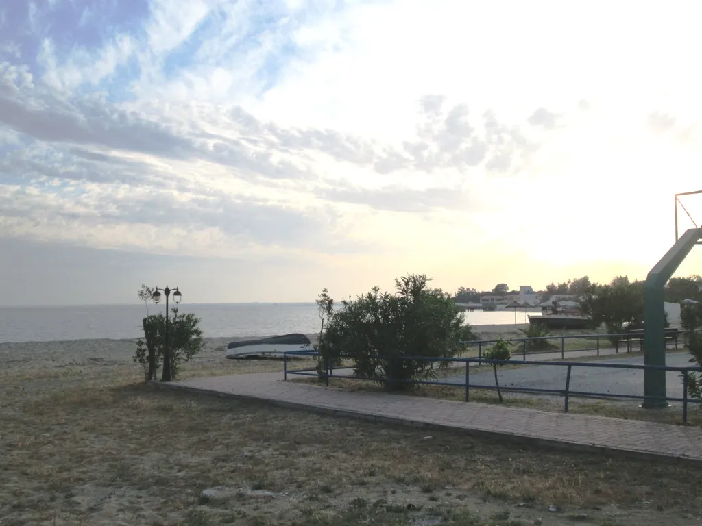 οικόπεδο προς πώληση 1600 τ.μ Πολύγυρος Χαλκιδική