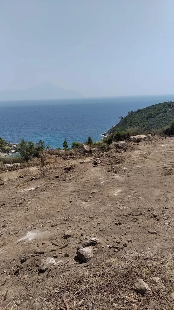 οικόπεδο προς πώληση 11688 τ.μ Σιθωνία Χαλκιδική