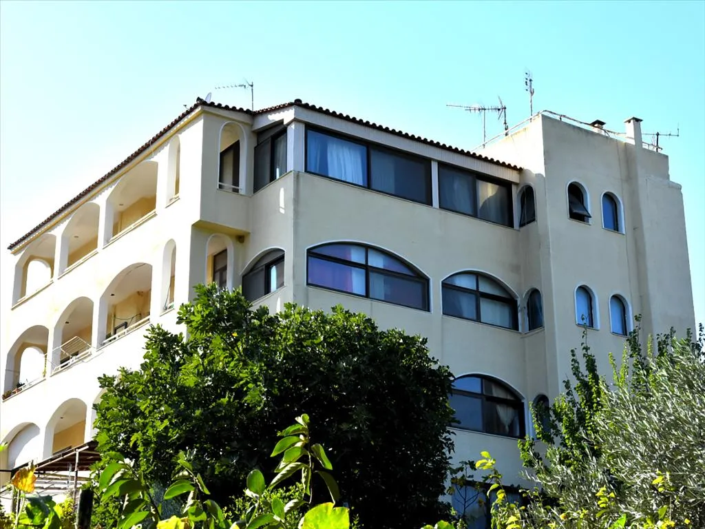 κτίριο προς πώληση 530 τ.μ Μαραθώνας Ανατολικά Αθήνας