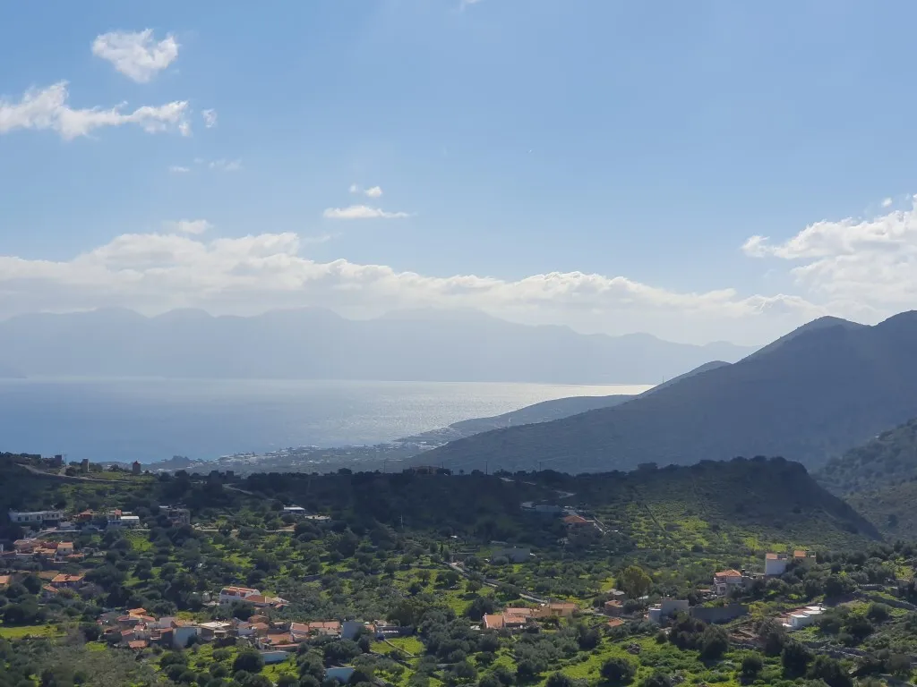 οικόπεδο προς πώληση 8832 τ.μ Άγιος Νικόλαος Νομός Λασιθίου