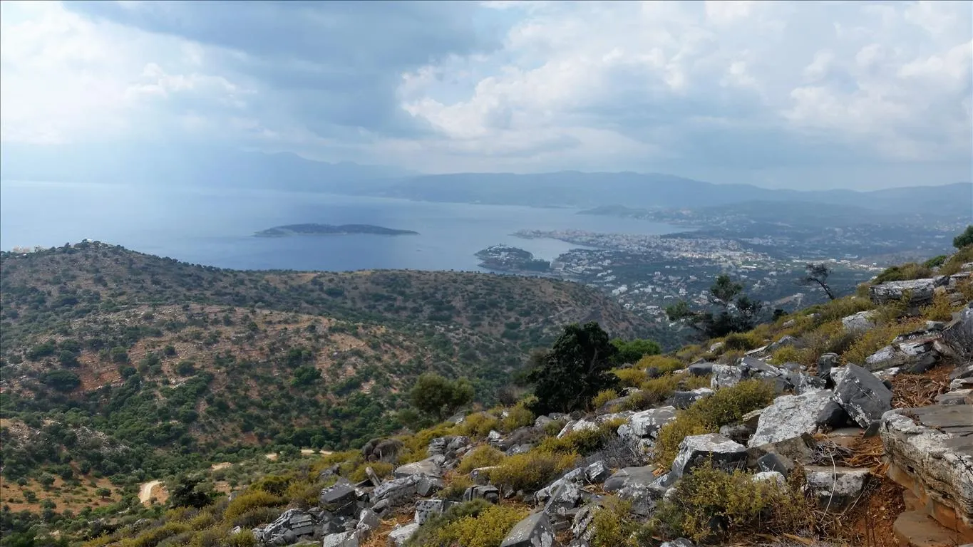 οικόπεδο προς πώληση 14240 τ.μ Άγιος Νικόλαος Νομός Λασιθίου