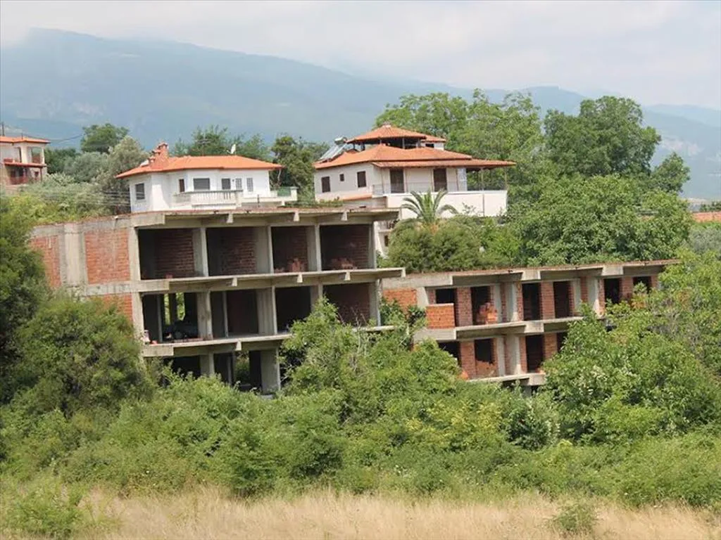 επιχείρηση προς πώληση 700 τ.μ  Νομός Πιερίας