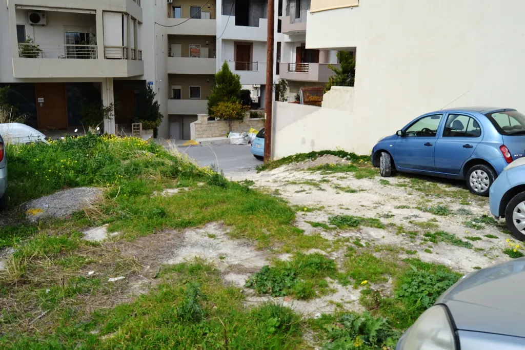 οικόπεδο προς πώληση 340 τ.μ Ηράκλειο Κρήτης Νομός Ηρακλείου