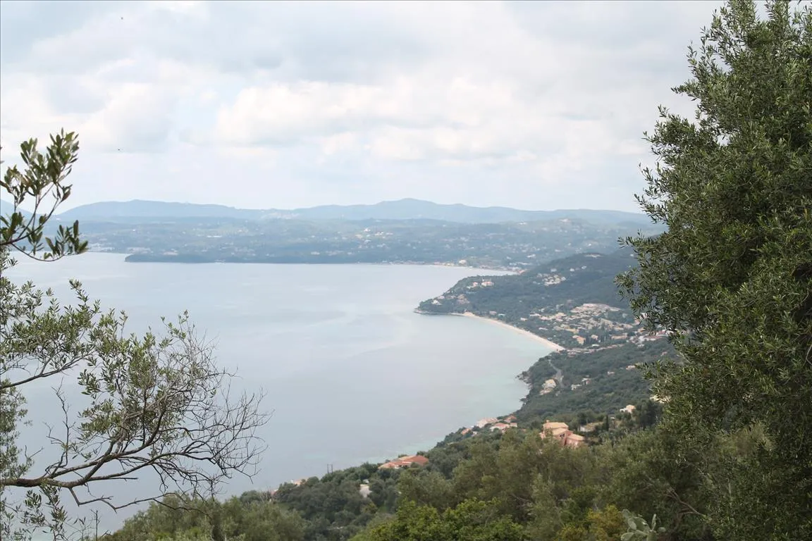 οικόπεδο προς πώληση 8000 τ.μ Κέρκυρα Νομός Κέρκυρας