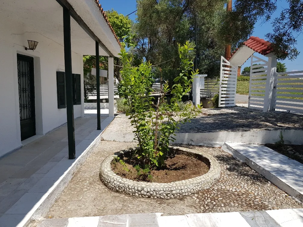 μονοκατοικία προς πώληση 90 τ.μ Κασσάνδρα Χαλκιδική