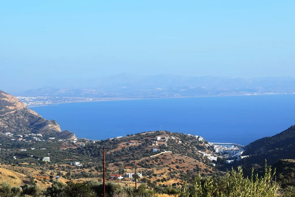 οικόπεδο προς πώληση 4168 τ.μ Λάμπη Νομός Ρεθύμνου