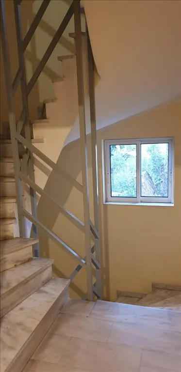 373