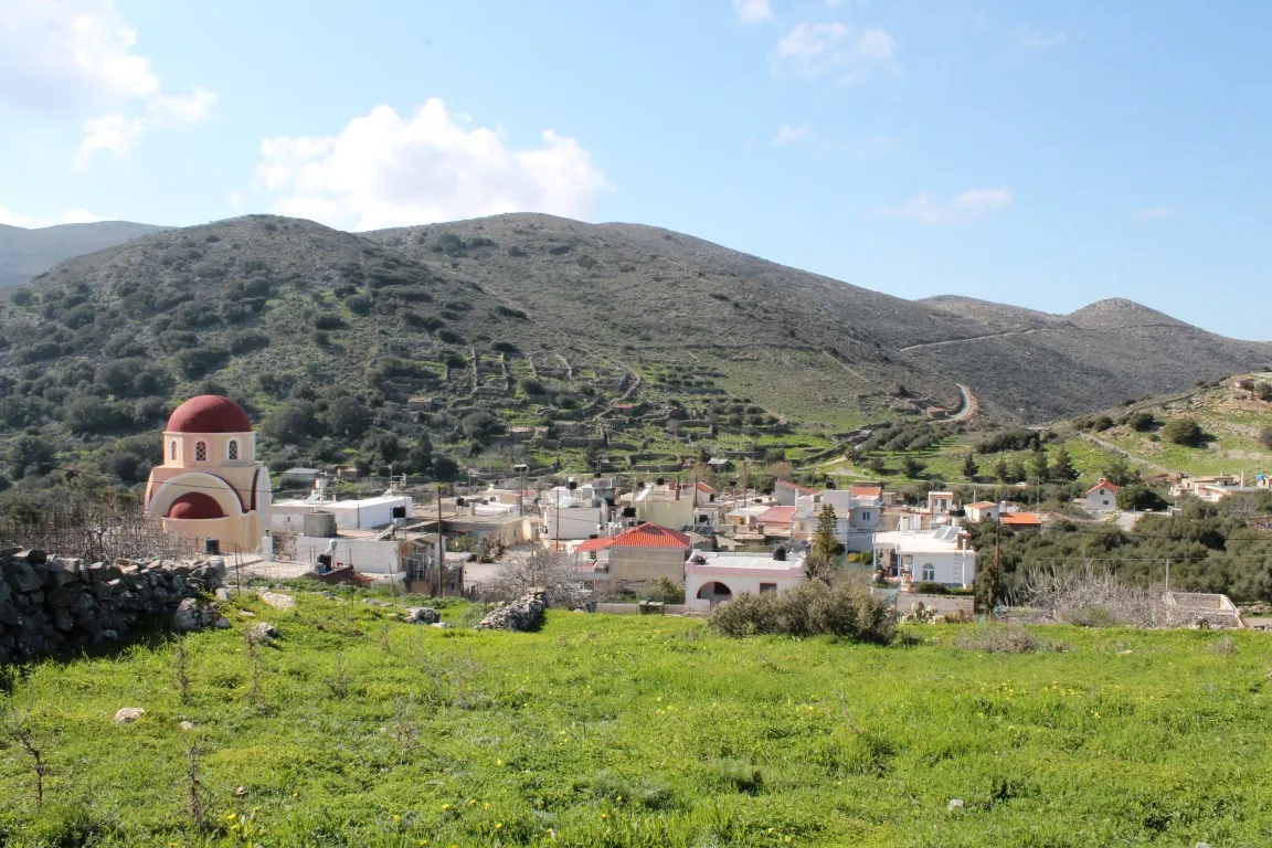οικόπεδο προς πώληση 400 τ.μ Άγιος Νικόλαος Νομός Λασιθίου