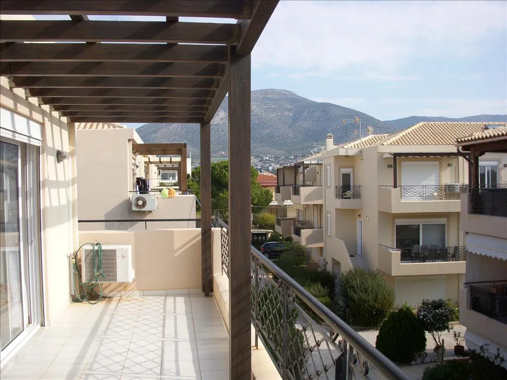 μεζονέτα προς πώληση 240 τ.μ Καλύβια Θορικού Υπόλοιπη Αττικής