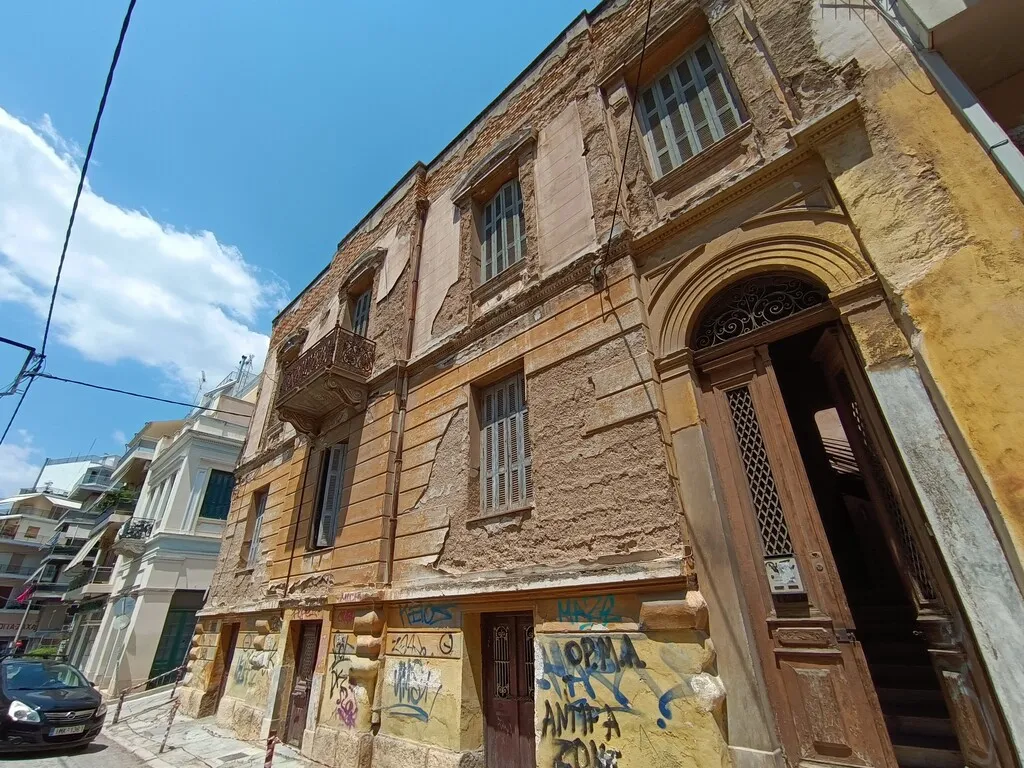 κτίριο προς πώληση 380 τ.μ piraeus-port-/-center Πειραιάς