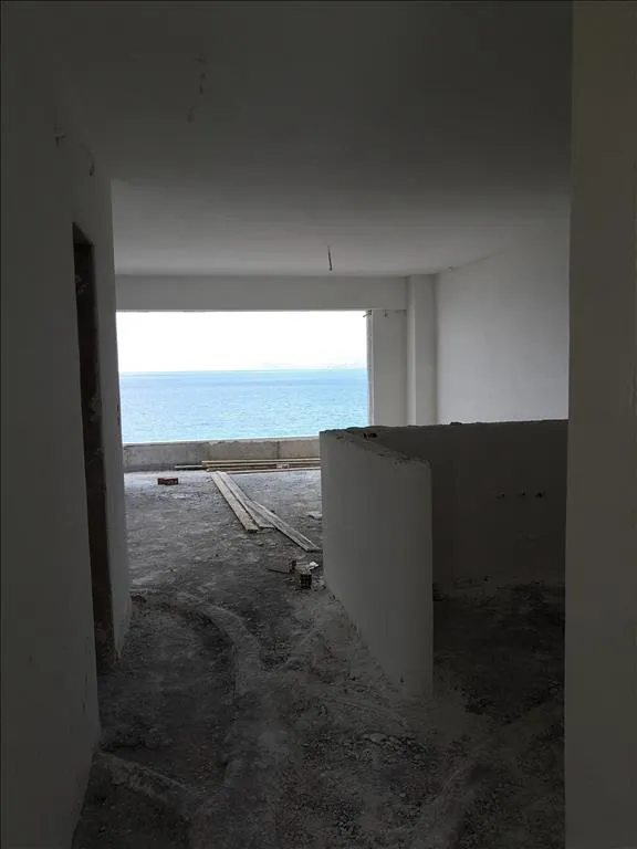διαμέρισμα προς πώληση 95 τ.μ Λουτράκι-Περαχώρα Κορινθία